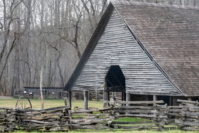 Lines Across the Land: What America's Historic Farm Fences Reveal About Property, Power, and Possibility